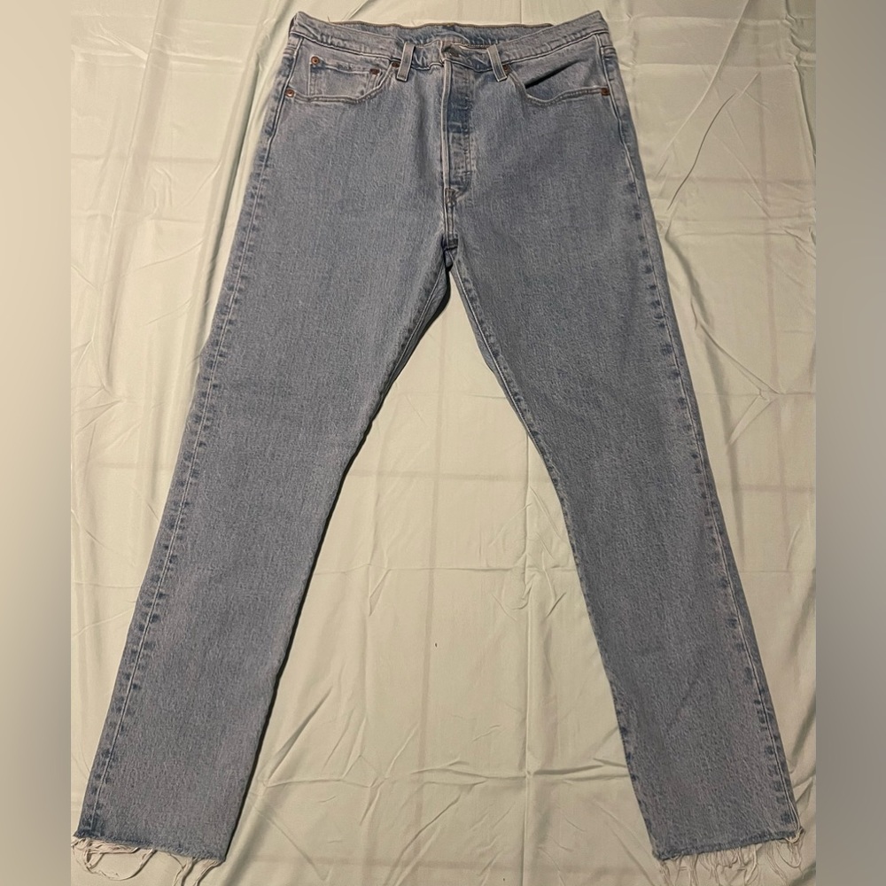 Womens Levi’s 501 Jeans